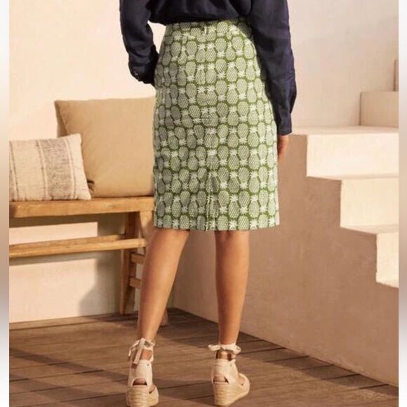 NWT Boden Gabriella‎ Pencil Skirt 4P Green White Pineapple Novelty Print Pockets - Picture 2 of 14